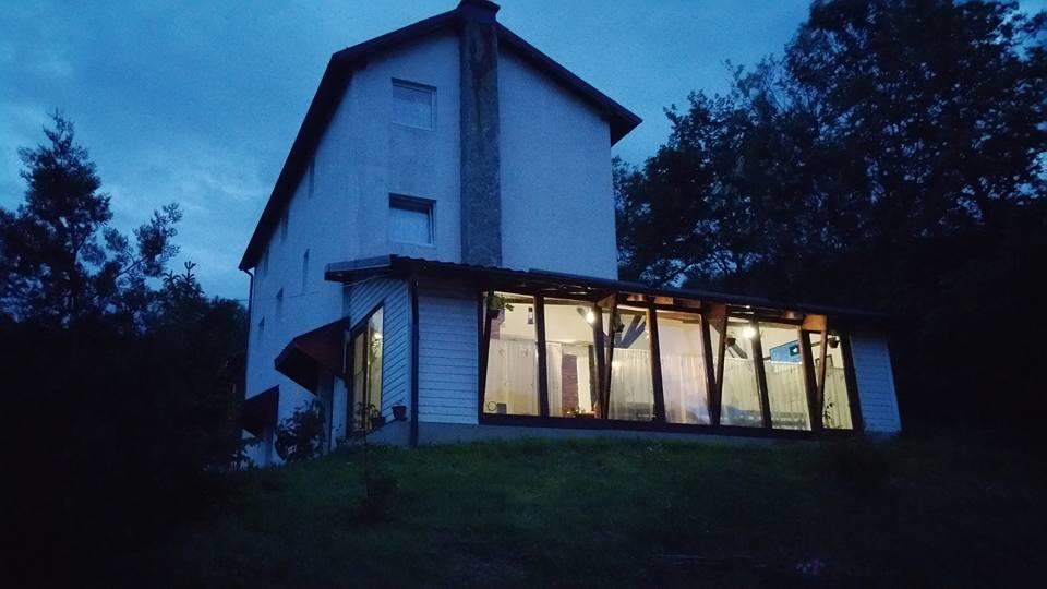 Pucioasa Casa Piscul Lupuluiヴィラ エクステリア 写真